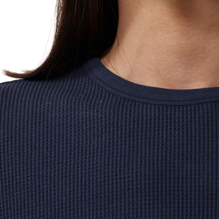 Hartford Knitted Waffle LS Crew Tee Dark Navy Neck