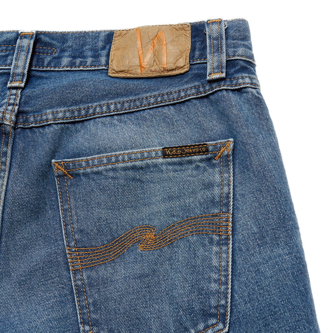 Nudie Jeans Gritty Jackson Blue Traces Back Details Close Up Image