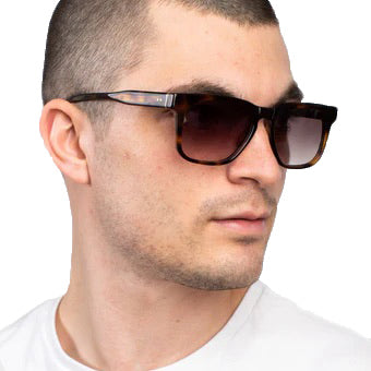 Oscar Deen Carril Sunglasses Tortoise Model Image