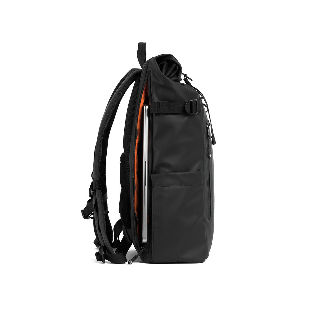 Stubble & Co The Roll Top 20L Black A - Merchant Menswear