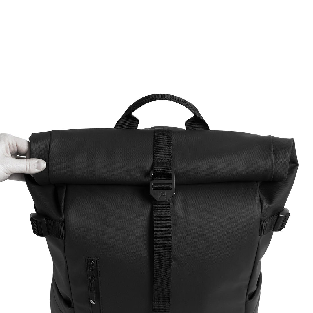 Stubble & Co The Roll Top 20L Black A - Merchant Menswear