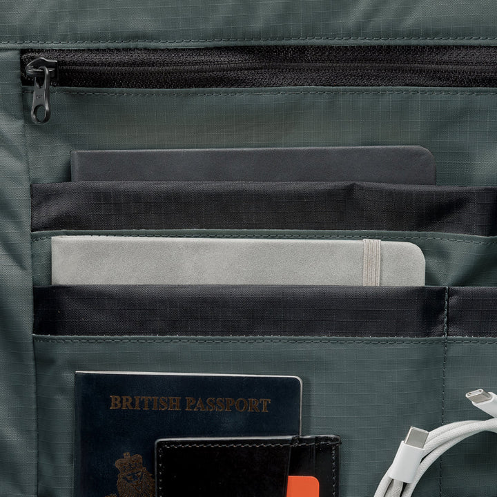 Stubble & Co The Roll Top 20L Rust - Merchant Menswear